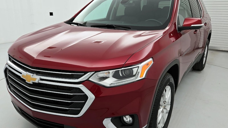 2021 Chevrolet Traverse LT Hero Image