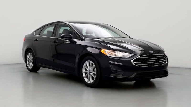 2020 Ford Fusion SE Hero Image