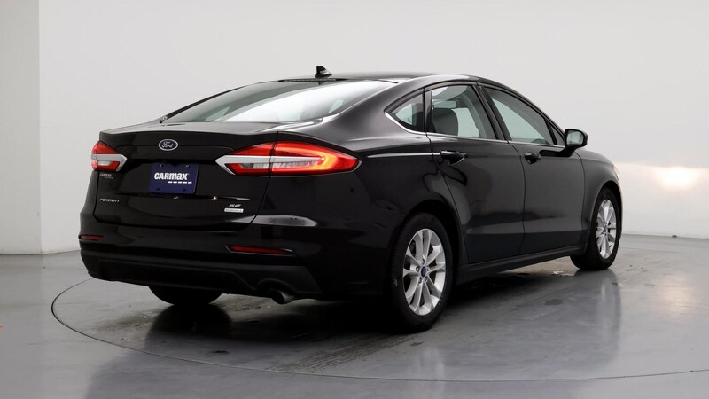 2020 Ford Fusion SE 8