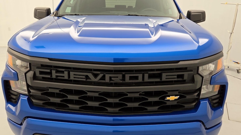 2022 Chevrolet Silverado 1500 Custom 2