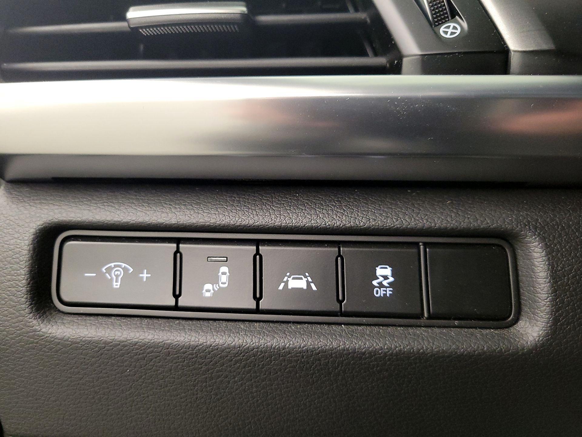 Thumbnail: 2022 Kia Telluride - 13