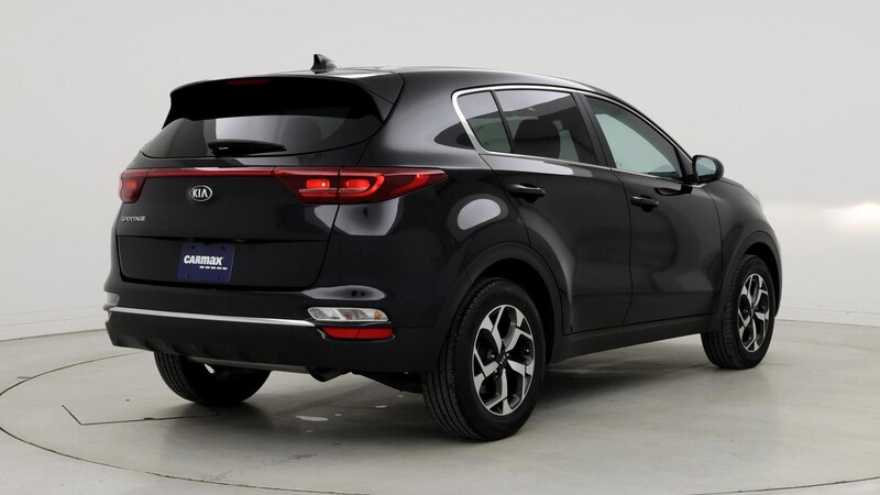 2022 Kia Sportage LX 8