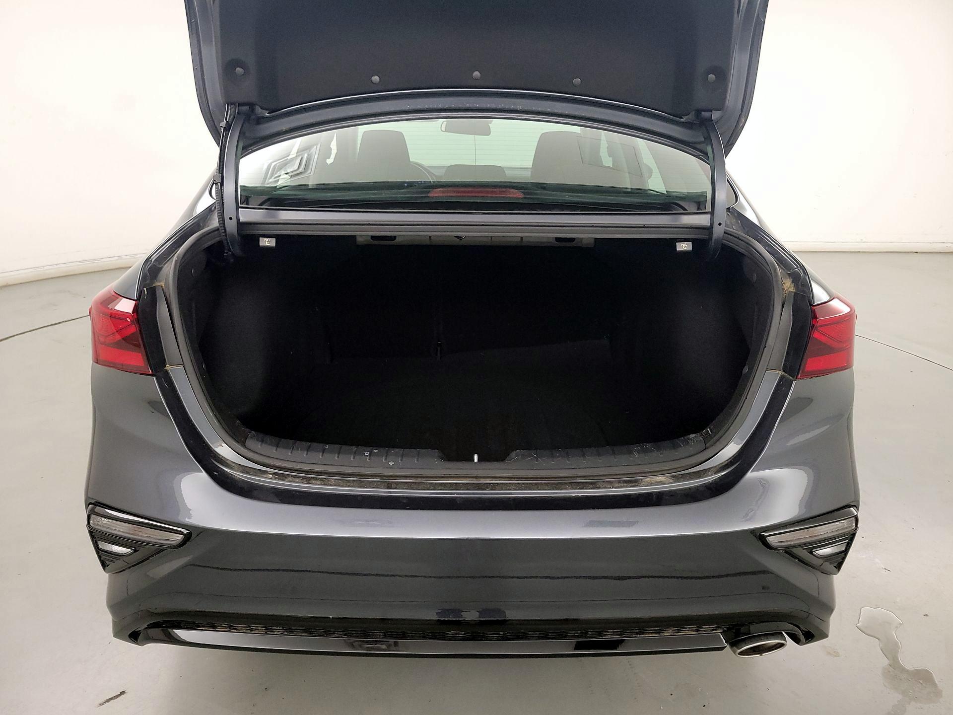 Thumbnail: 2021 Kia Forte - 20