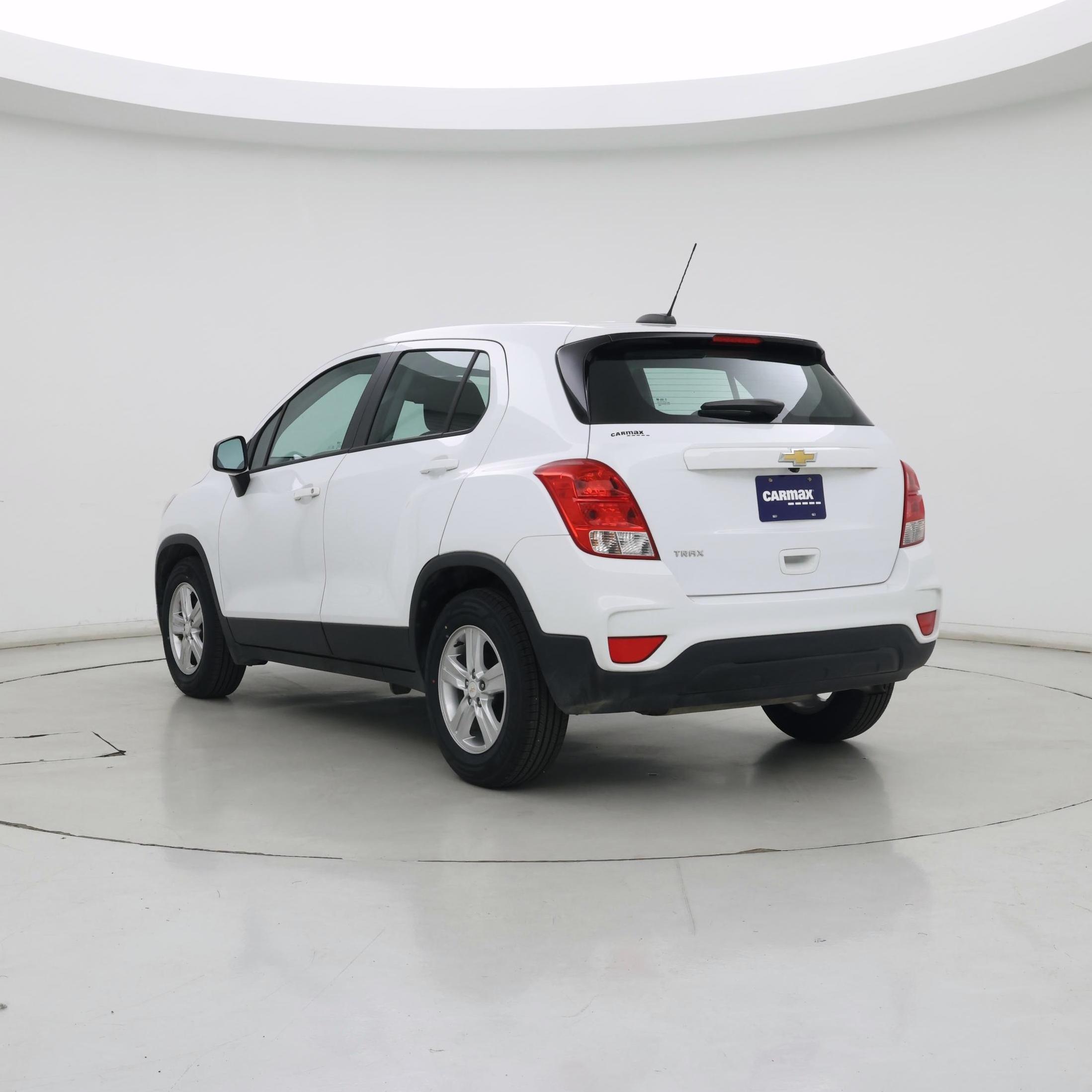 Thumbnail: 2021 Chevrolet Trax - 2