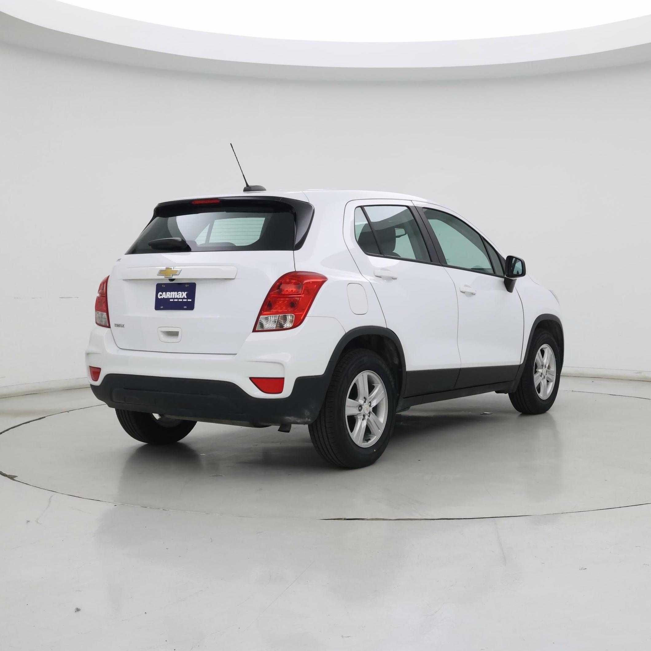 Thumbnail: 2021 Chevrolet Trax - 8