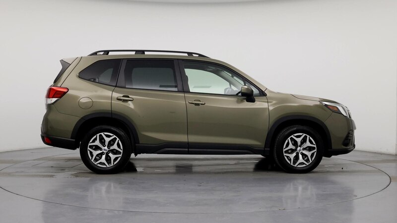 2022 Subaru Forester Premium 7