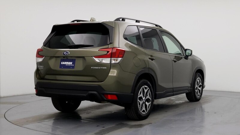 2022 Subaru Forester Premium 8