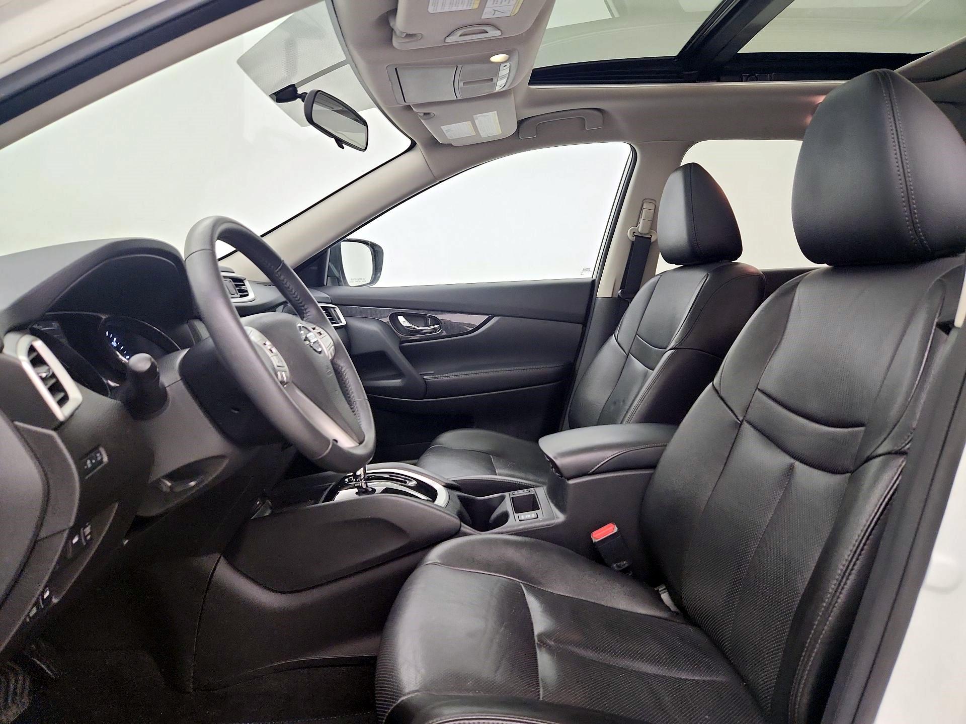 Thumbnail: 2015 Nissan Rogue - 11