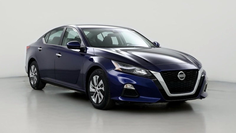 2022 Nissan Altima S Hero Image