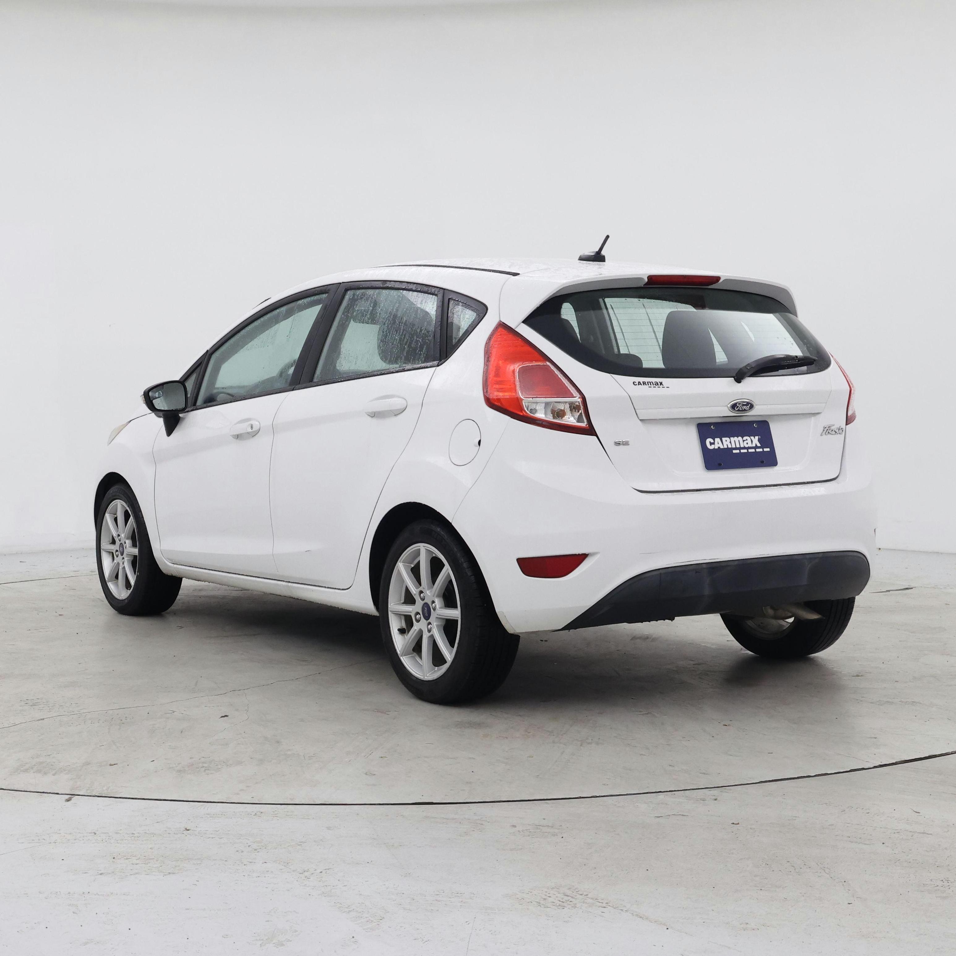 Thumbnail: 2015 Ford Fiesta - 2