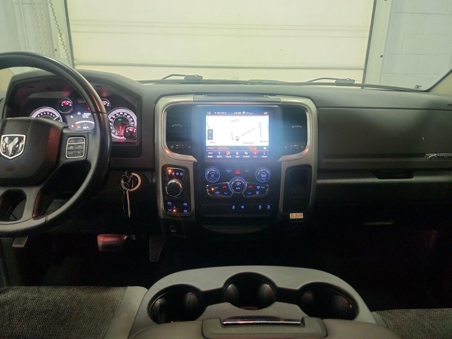Thumbnail: 2019 RAM 1500 Classic - 9