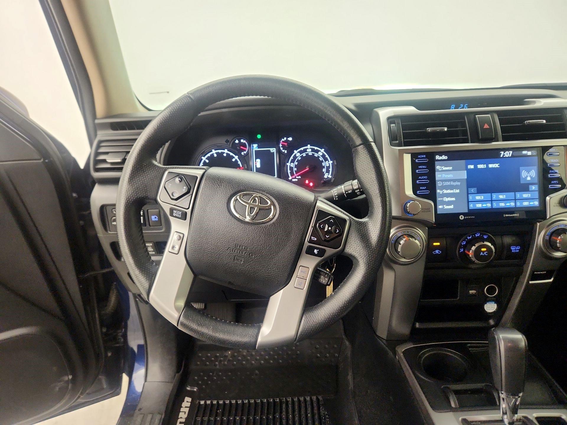 Thumbnail: 2021 Toyota 4Runner - 10