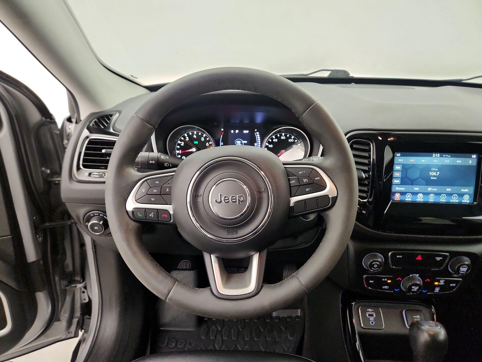 Thumbnail: 2021 Jeep Compass - 10