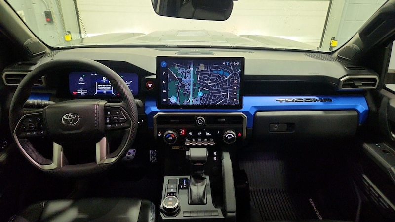 2024 Toyota Tacoma TRD Sport 9