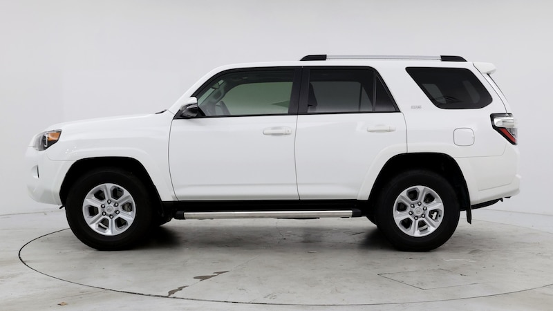 2022 Toyota 4Runner SR5 3