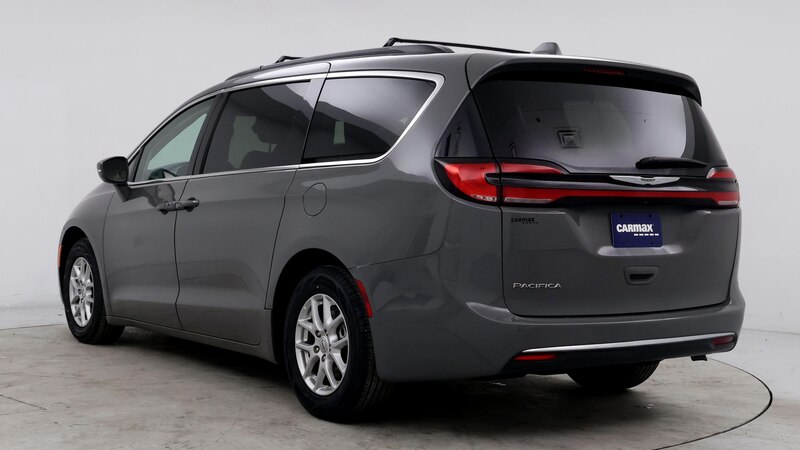 2022 Chrysler Pacifica Touring L 2