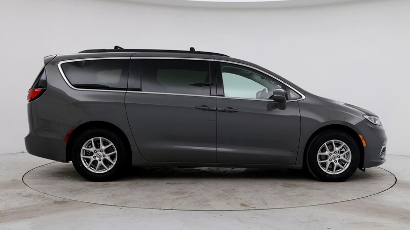 2022 Chrysler Pacifica Touring L 7