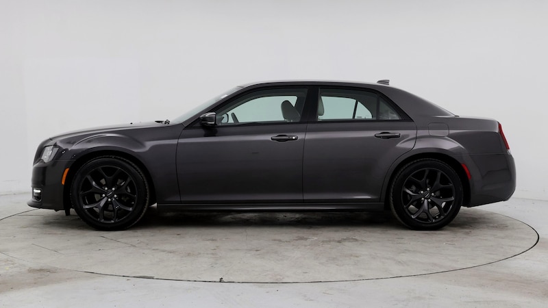 2022 Chrysler 300 Touring 3