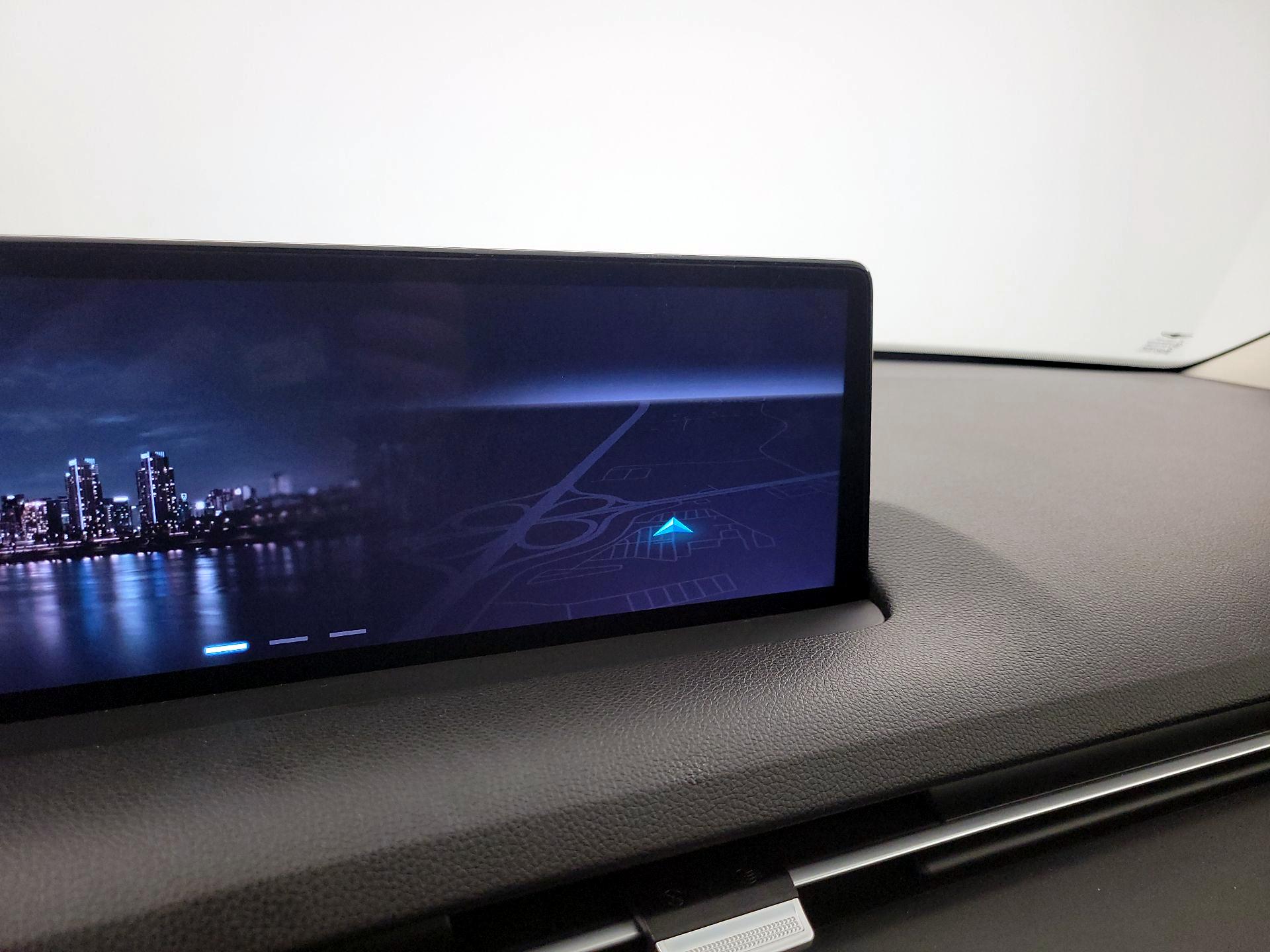 Thumbnail: 2024 Genesis GV70 - 14