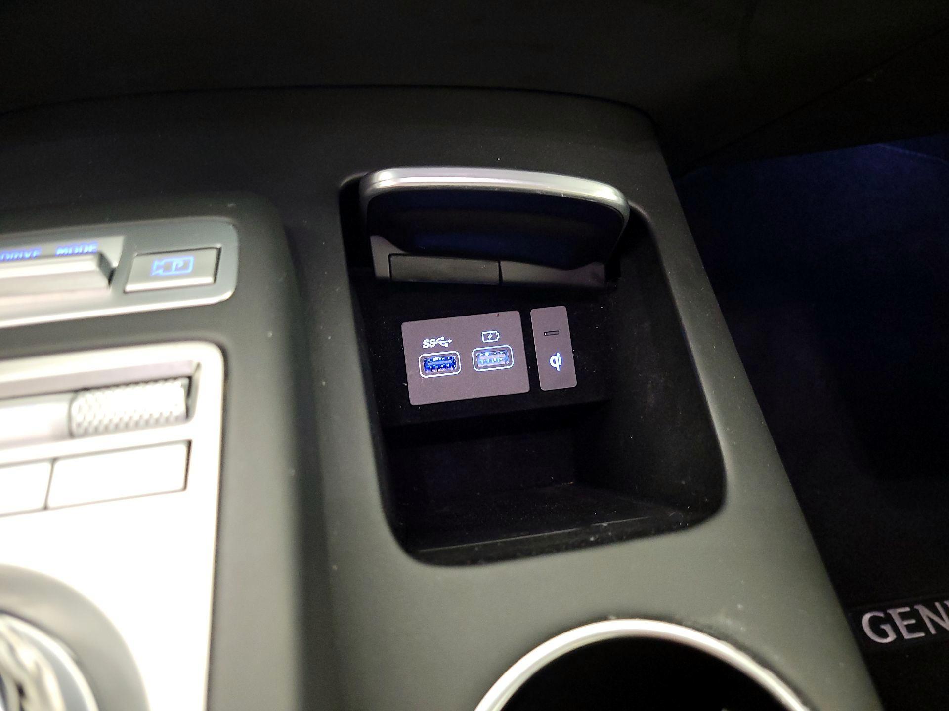 Thumbnail: 2024 Genesis GV70 - 19