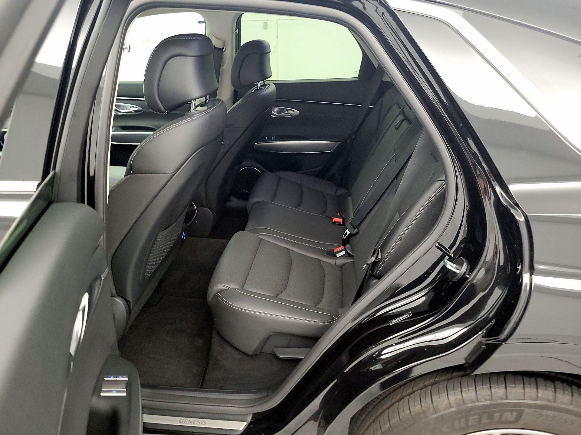 Thumbnail: 2024 Genesis GV70 - 20