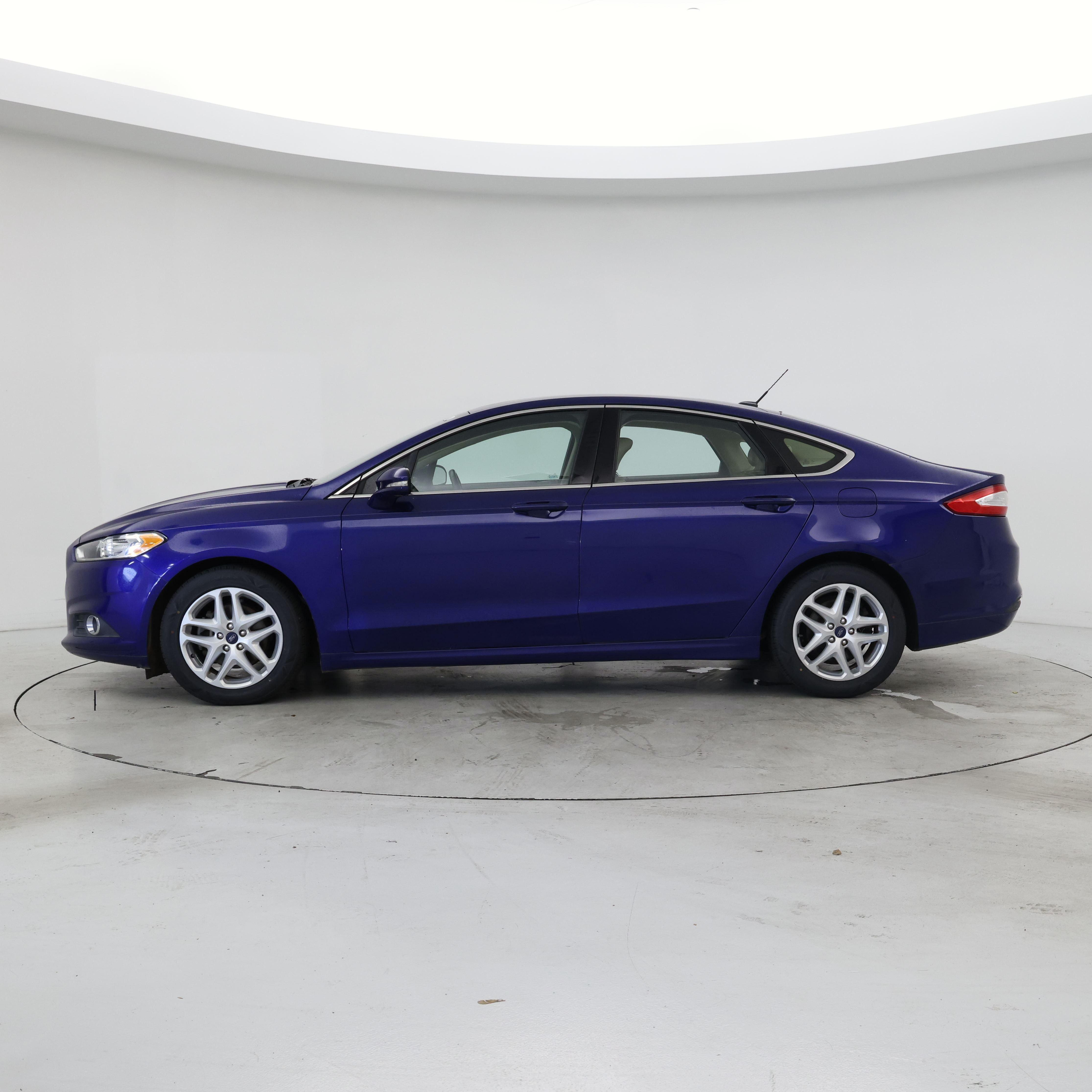 Thumbnail: 2016 Ford Fusion - 3