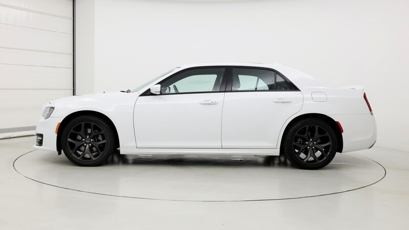 2022 Chrysler 300 S 3