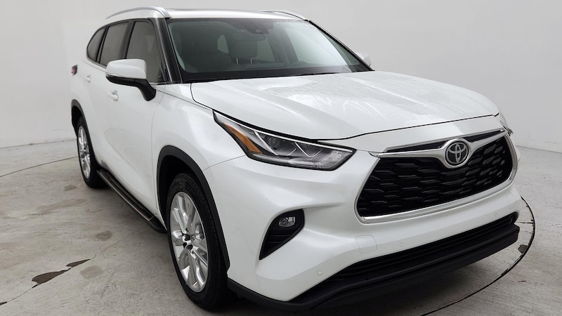 2023 Toyota Highlander Limited Hero Image