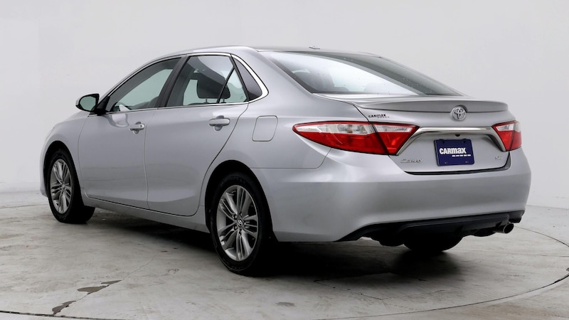 2017 Toyota Camry SE 2