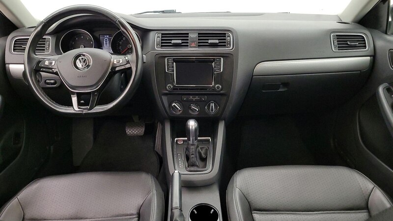 2017 Volkswagen Jetta SE 9