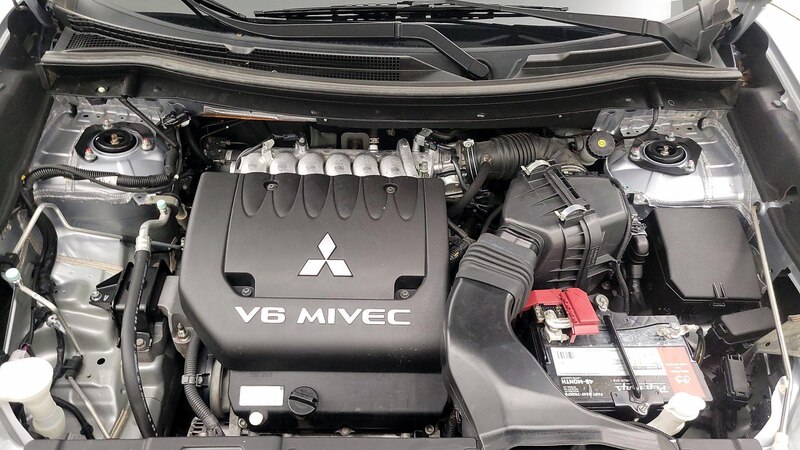 2017 Mitsubishi Outlander GT 22