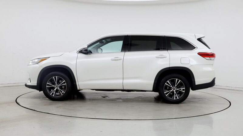 2017 Toyota Highlander LE 3