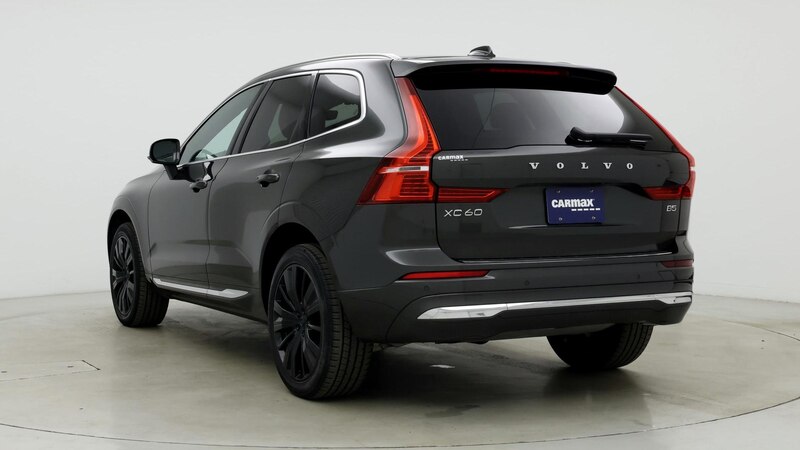 2022 Volvo XC60 B5 Inscription 2