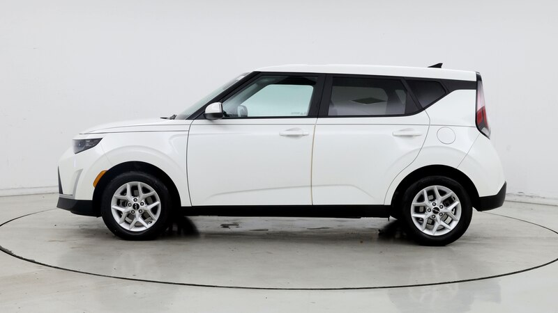 2023 Kia Soul LX 3