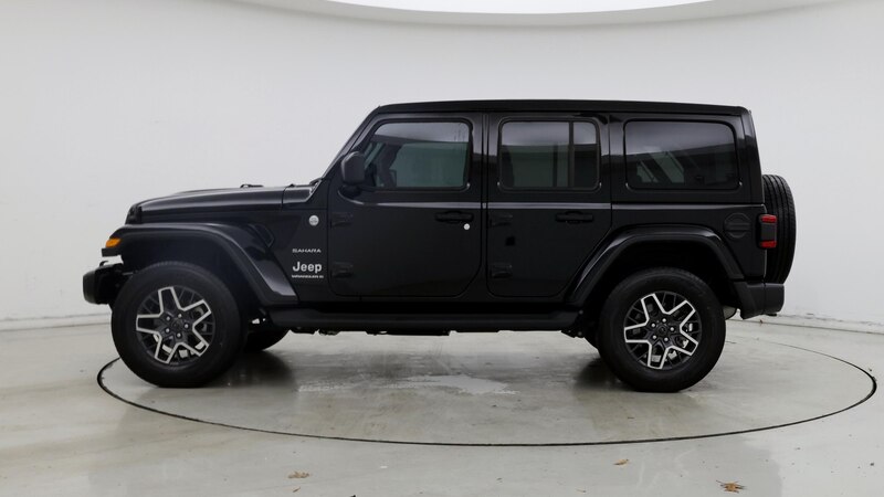 2024 Jeep Wrangler Sahara 3