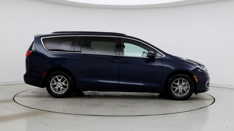 2022 Chrysler Pacifica Touring 7