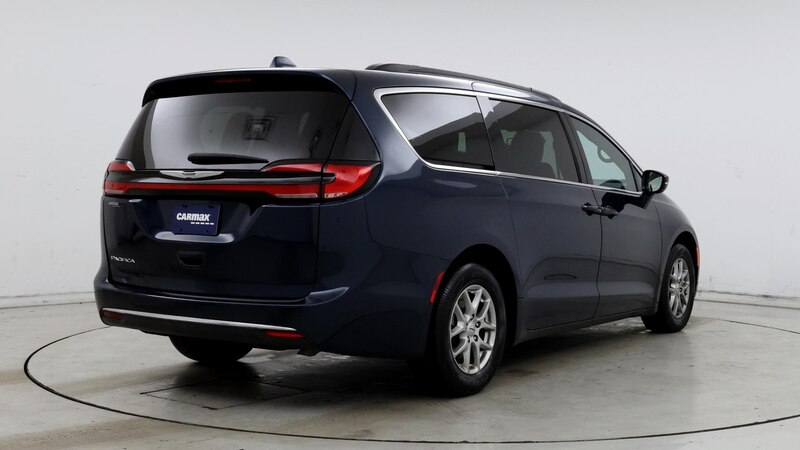 2022 Chrysler Pacifica Touring 8