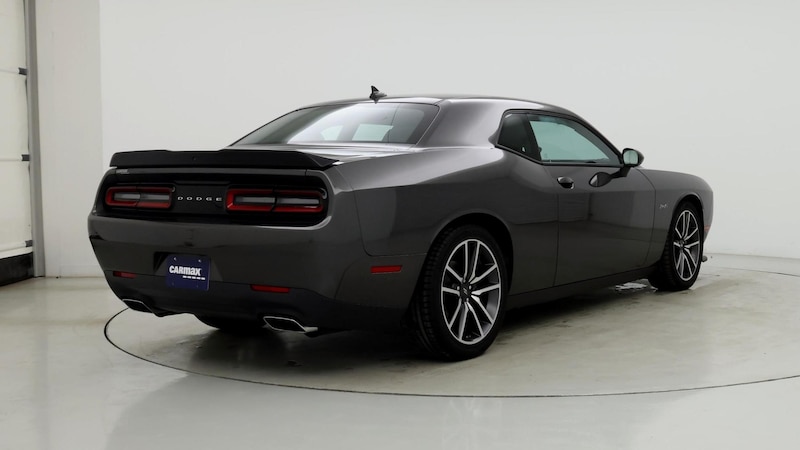 2023 Dodge Challenger R/T 8