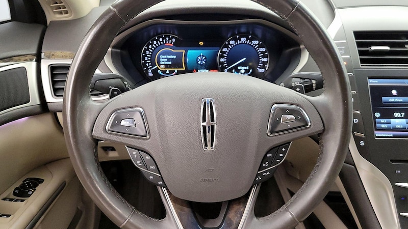 2016 Lincoln MKZ  10