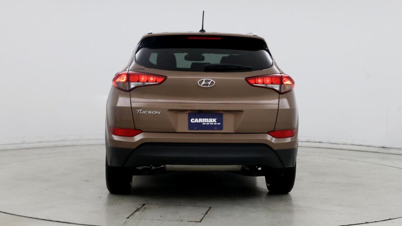 2016 Hyundai Tucson SE 6