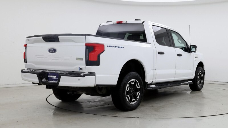 2022 Ford F-150 Lightning XLT 8