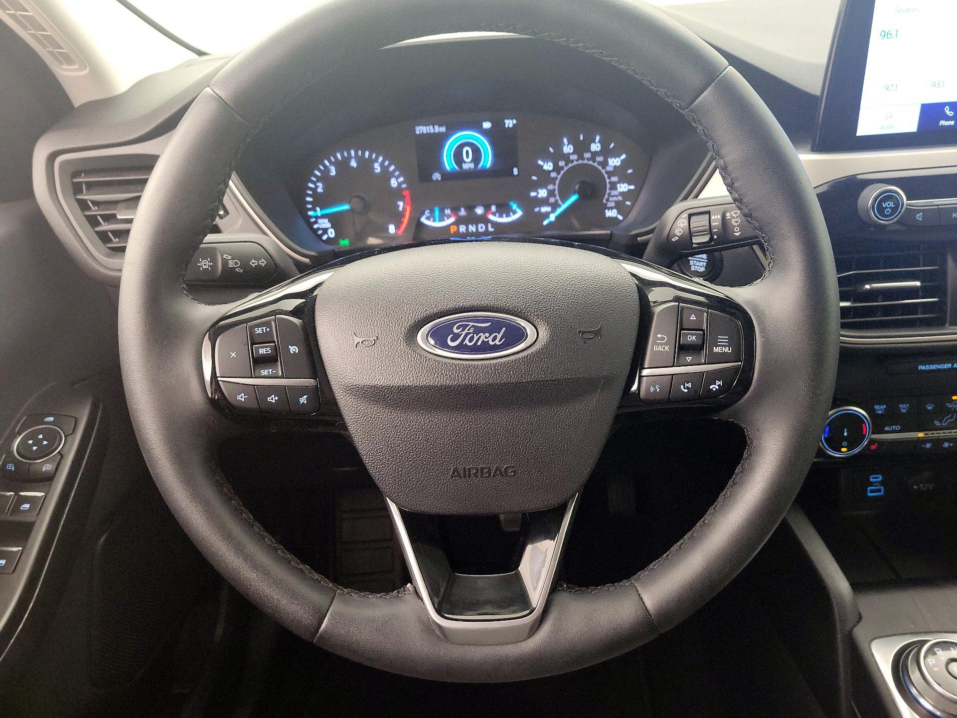 Thumbnail: 2022 Ford Escape - 10