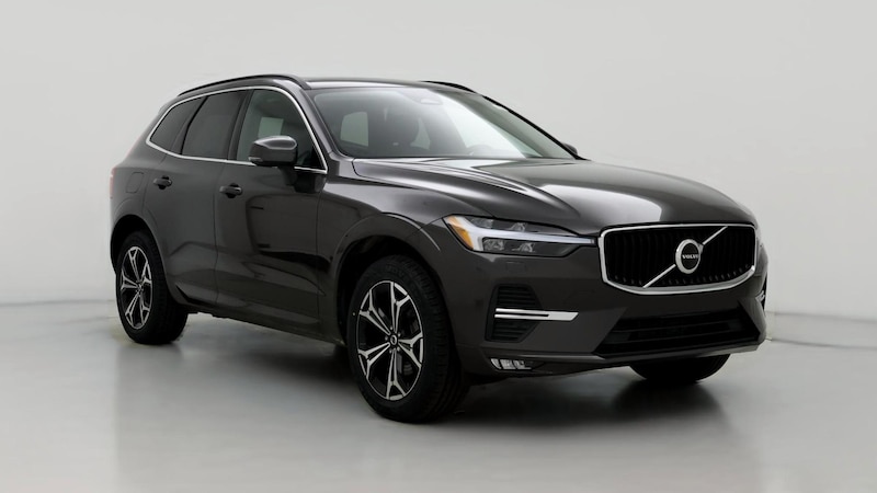 2022 Volvo XC60 B5 Momentum Hero Image