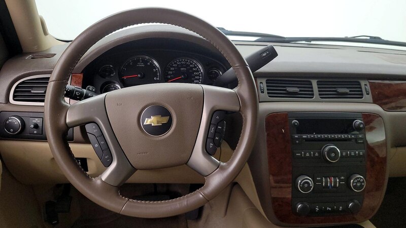 2014 Chevrolet Suburban 1500 LS 10