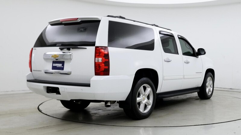 2014 Chevrolet Suburban 1500 LS 8