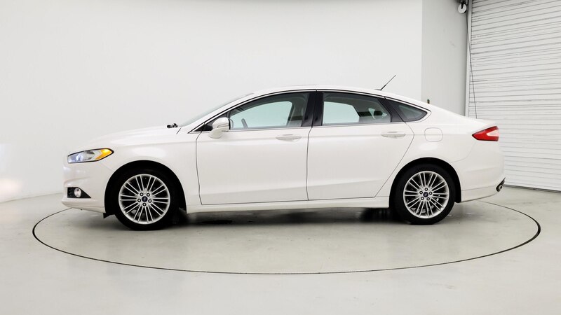 2016 Ford Fusion SE 3