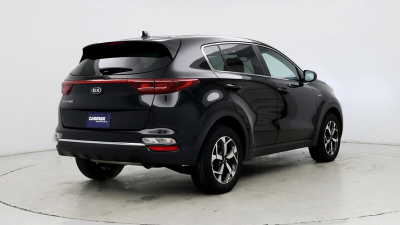 2022 Kia Sportage LX 8