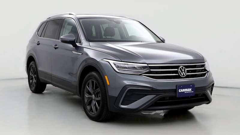 2022 Volkswagen Tiguan SE Hero Image