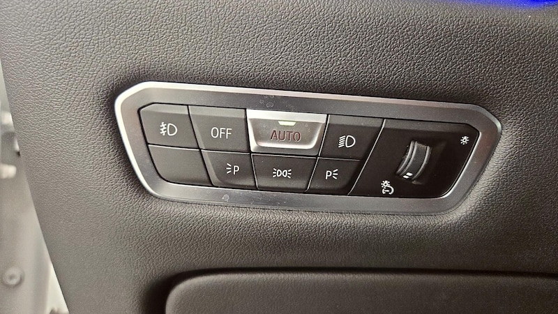 2021 BMW X7 xDrive40i 11
