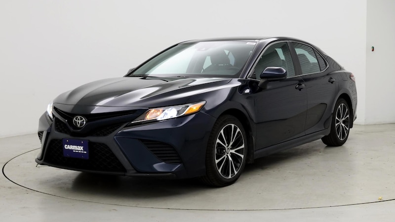 2019 Toyota Camry SE 4